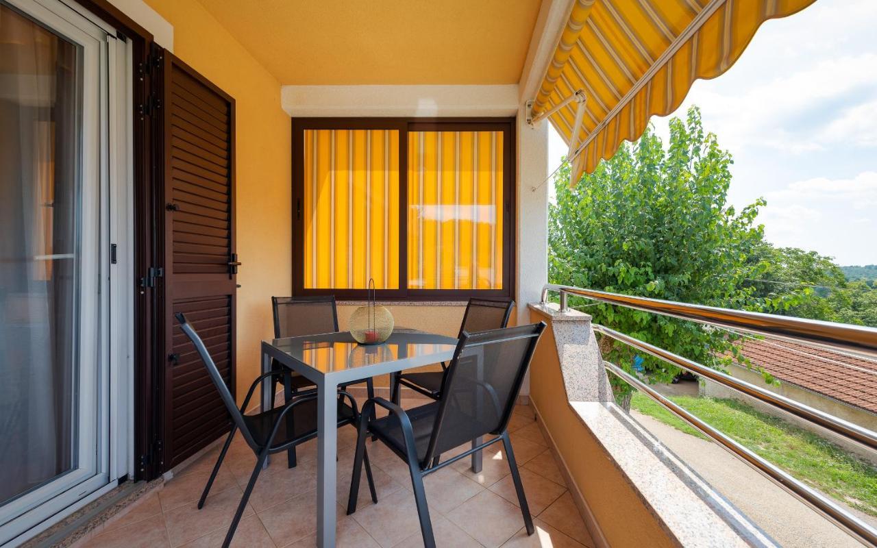 Villa Semy พาซิน ภายนอก รูปภาพ