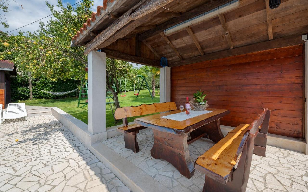 Villa Semy พาซิน ภายนอก รูปภาพ